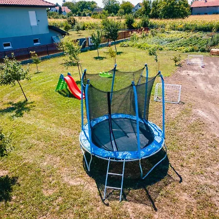 Art House * Kovilovo