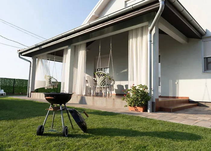 Art House Hébergement de vacances Kovilovo